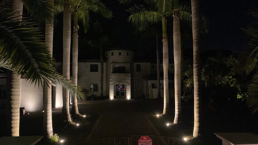 Luxury home outdoor lighting Luxury home outdoor lighting